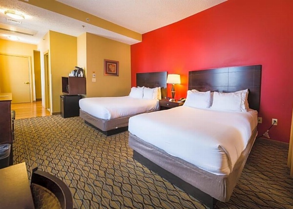 Holiday Inn Express Baltimore-Downtown image 18