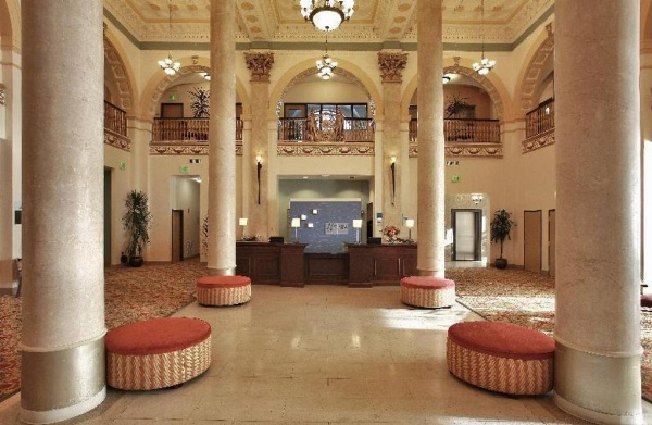 Holiday Inn Express Baltimore-Downtown image 23