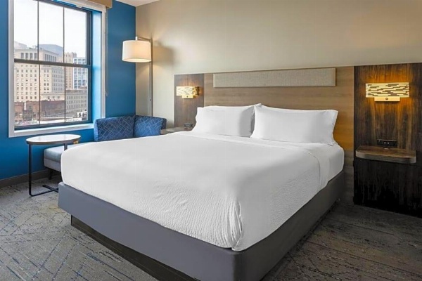 Holiday Inn Express Baltimore-Downtown image 27