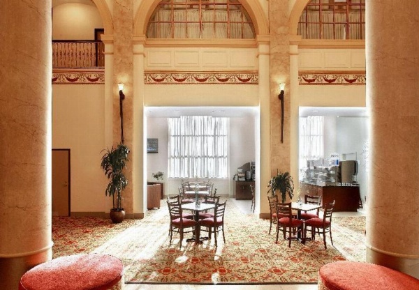 Holiday Inn Express Baltimore-Downtown image 29